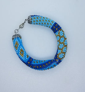 Geans Necklace  and bracelet beadwork set - Lora's Treasures