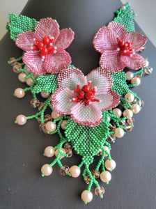 3D PINK Flowers Necklace - Lora's Treasures