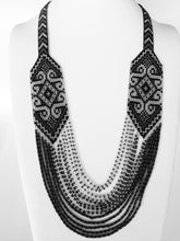 Necklace "Diamondshape pattern" - Lora's Treasures
