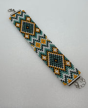 Beaded Bracelet  loom - Lora's Treasures